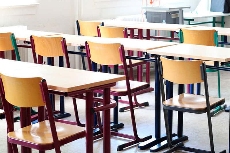 В России вступил в силу закон об условиях зачисления детей мигрантов в школы