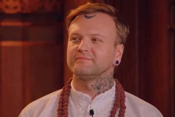 Вместо Сони Егоровой в шоу «Экстрасенсы. Битва сильнейших» появился новый участник. Почему ему были не рады?