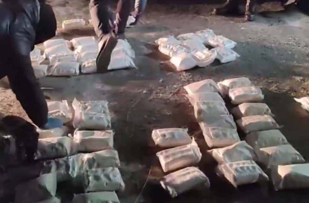 Челябинские силовики ликвидировали нарколабораторию и изъяли 300 килограмм наркотиков 