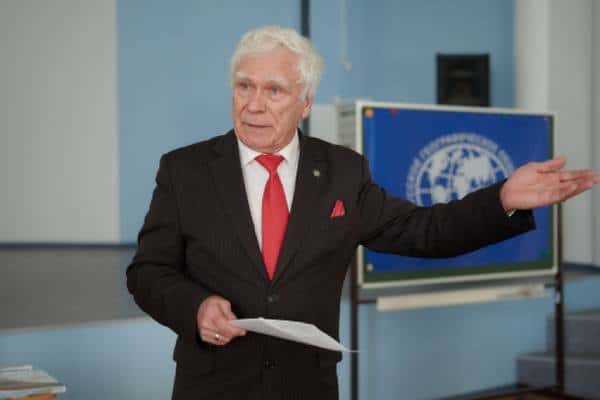 Пропажа российского учёного-океанолога Петра Бухарицина: тайна исчезновения на острове Укатный