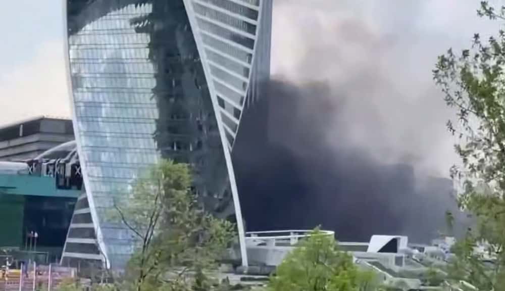 Автомобиль взорвался на подземной парковке в центре Москвы