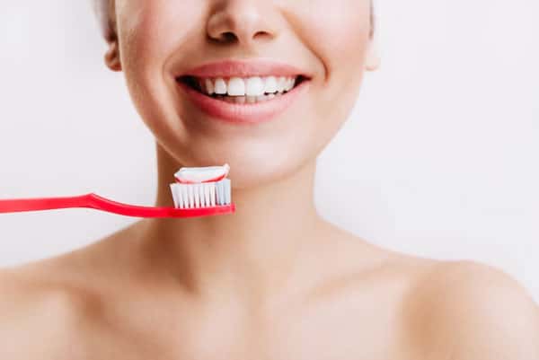 Новые ГОСТы в России: как изменились требования к зубной пасте и горчичному маслу