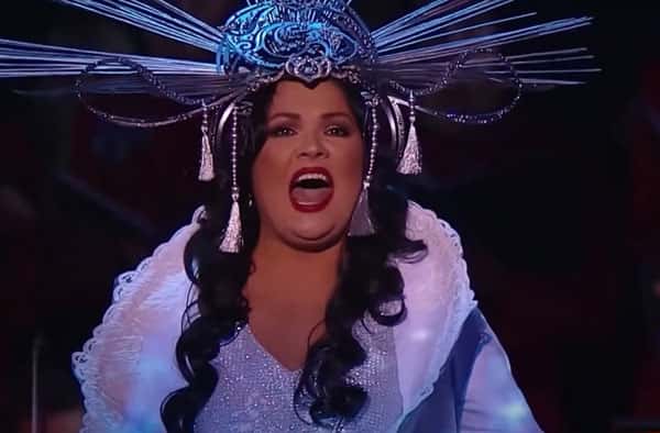 Судебные приставы объявили в розыск Анну Нетребко: "Артистка обязана впустить коммунальные службы в свою квартиру!"