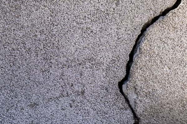 Камчатку трясет: два сильных землетрясения ударили у побережья