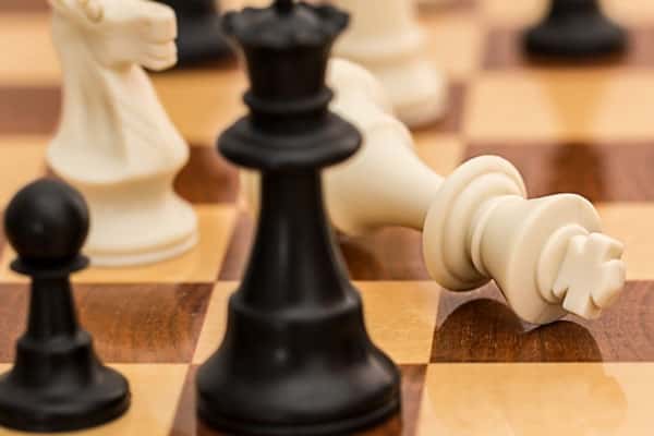 Шахматы под запретом: в Афганистане объявил игру харамом и ликвидировали федерацию 