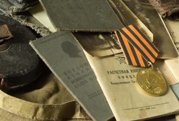 В Госдуме решили ввести штрафы за ношение поддельных госнаград