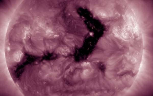 В РАН заявили об аномалии солнечной активности, вызвавшей сильную магнитную бурю