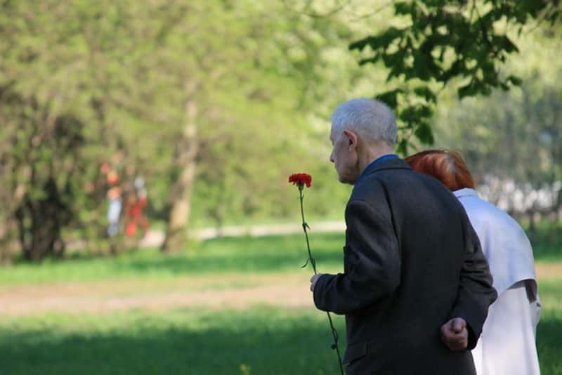 Скандал в Красноярске: почтальон обокрала 98-летнюю ветерана ВОВ ради 80 тысяч