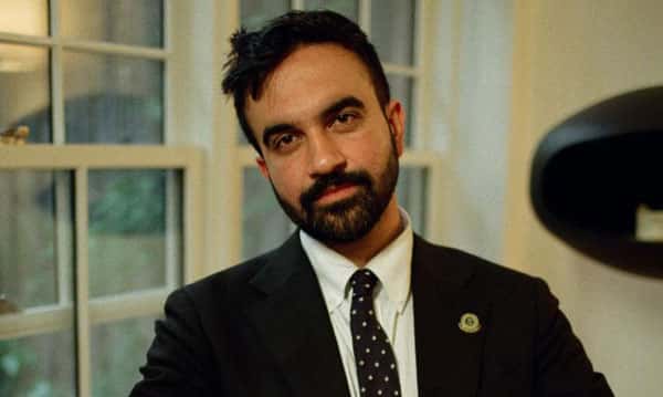 На праймериз Демпартии в Нью-Йорке победил 33-летний социалист индийско-угандийского происхождения