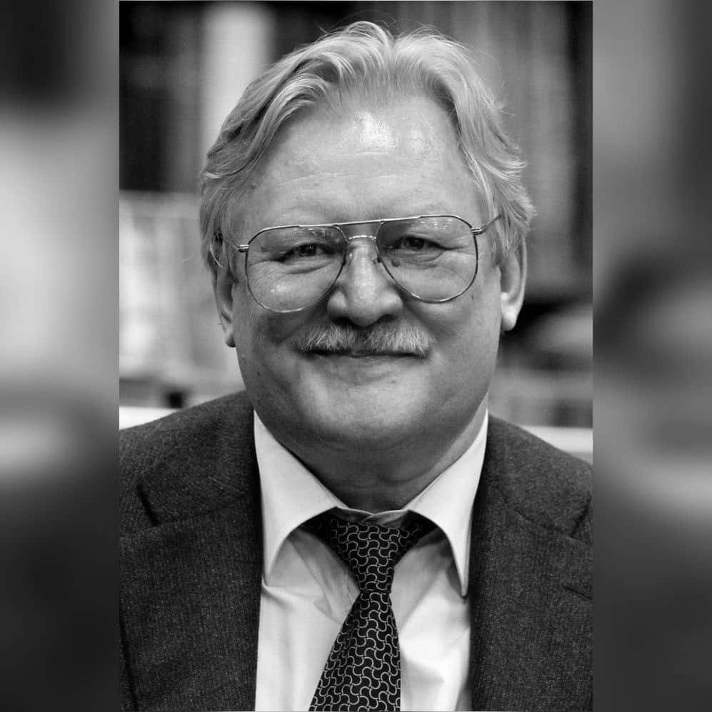 Умер режиссер Юрий Кара, снявший «Мастера и Маргариту»: ему было 70 лет  