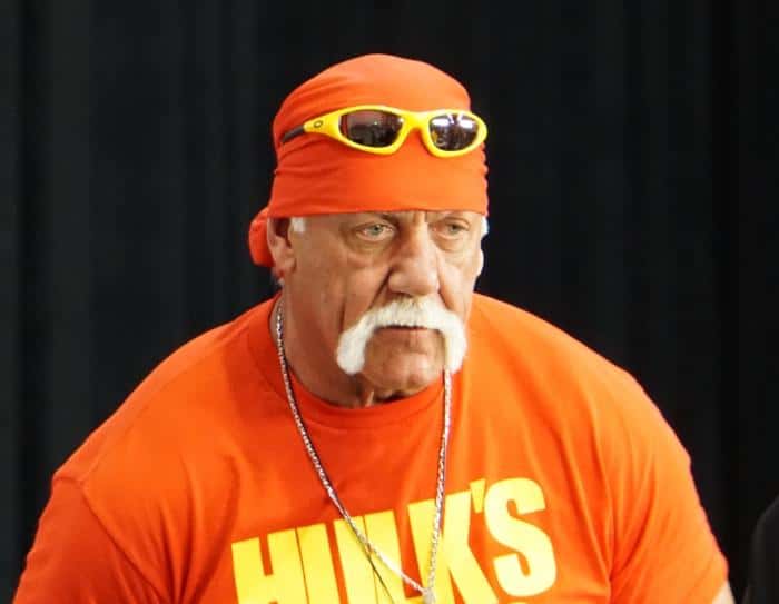 Умер Халк Хоган: легендарный рестлер скончался от остановки сердца