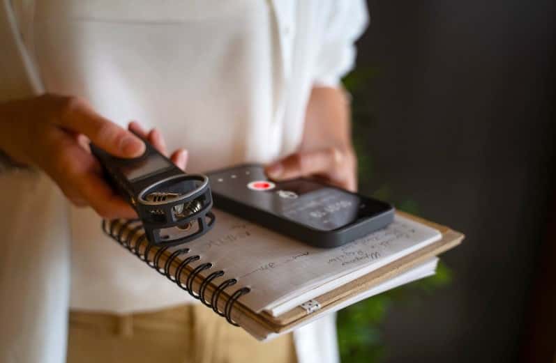 Женщина отдала мошенникам 14,5 млн рублей: сибирячка передавала деньги курьеру семь раз