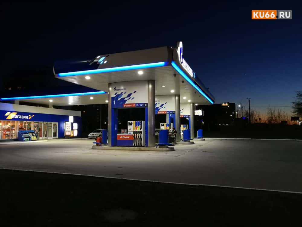 После заправки — ремонт: уральцы пожаловались на бензин в «Газпромнефти». Компания опровергает обвинения