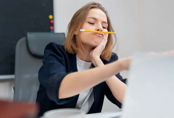 Каждый 12-й россиянин принимает таблетки от стресса после отпуска