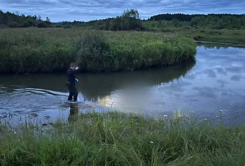 В Сибири мужчина избил приятеля и утопил его в реке