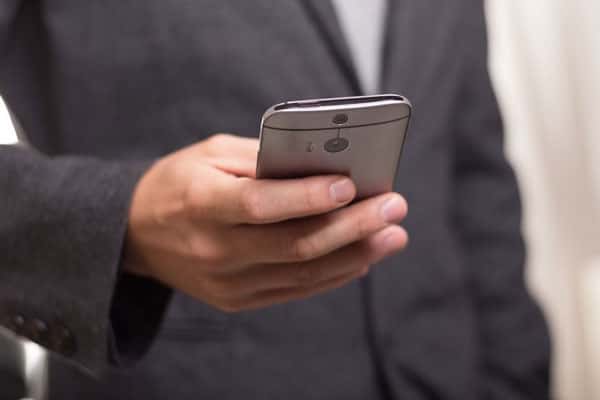 Россияне активнее начали отправлять SMS из-за постоянных проблем с интернетом