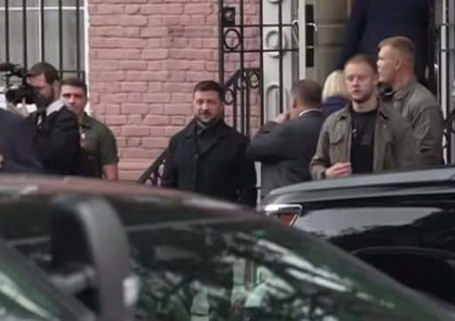 Зеленский надел пиджак и идет к Трампу: в Вашингтоне 18 августа пройдут переговоры между лидерами двух стран