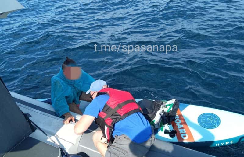 В Анапе спасатели нашли мужчину, пропавшего на сап-сёрфе ночью