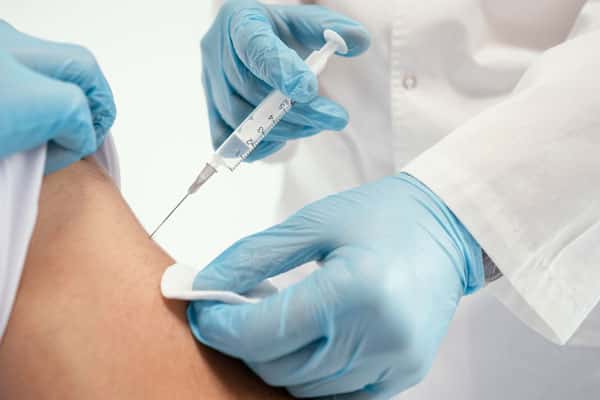 Грипп и «Стратус»: вакцина от гриппа не защищает от нового коронавируса