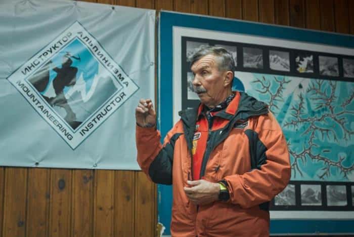 Под камнепадом в Кабардино-Балкарии погиб известный альпинист Александр Расторгуев