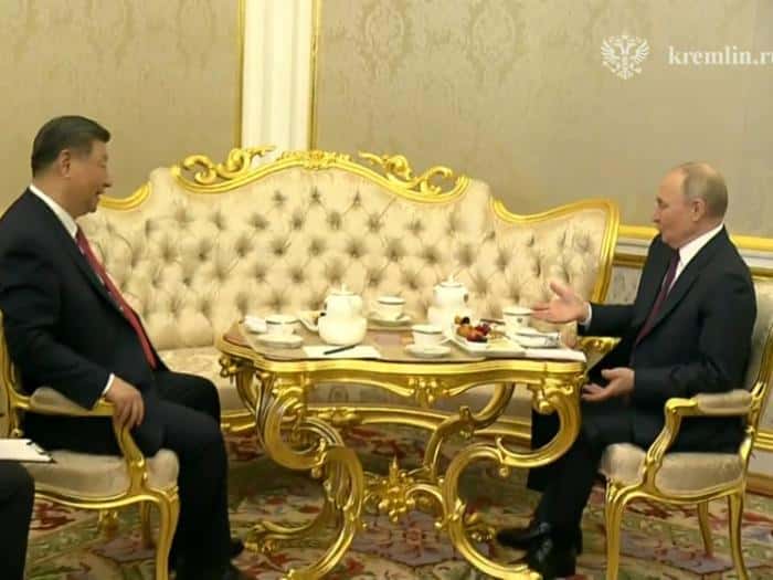 Путин и Си Цзиньпин проведут закрытую встречу «за чашкой чая» в Пекине