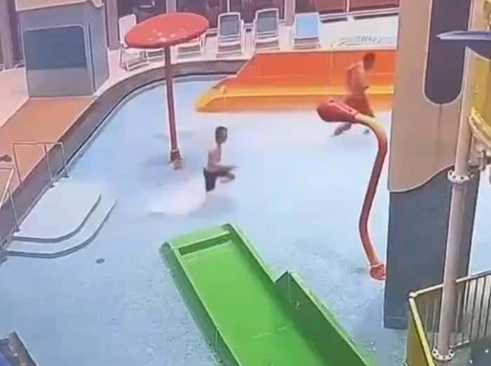 Отец ночью пробрался в аквапарк с сыном: чем закончилось секретное празднование дня рождения