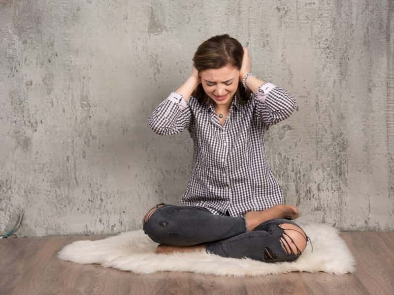 Можно ли наказать соседей за шум днём? Отвечает доцент Оксана Васильева 