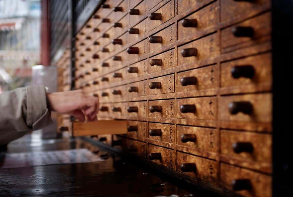 «Как в СССР»: депутат Ветров предложил вернуть старый дизайн свидетельства о рождении