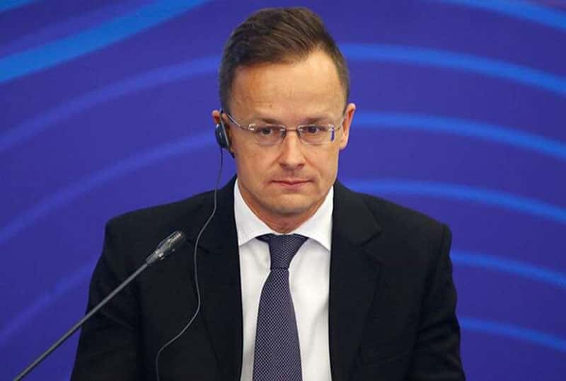 Венгерский министр назвал слухи о встрече Путина и Трампа фантастическими