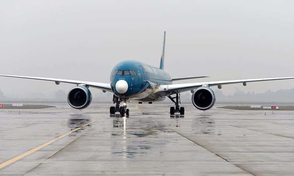 Россияне продолжают лететь во Вьетнам, несмотря на тайфун «Калмаэги»