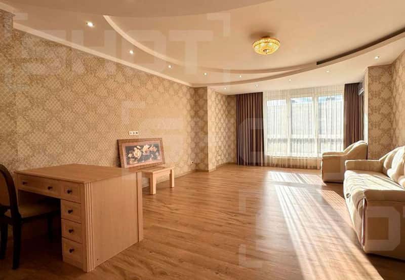 Многодетную мать оставили без квартиры по схеме «Долиной»