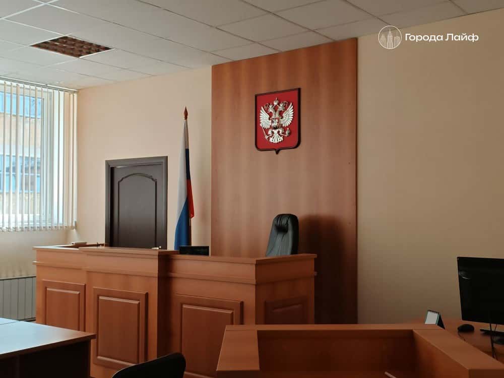 Лурье не отзывает жалобу в Верховный суд: требует признать квартиру своей