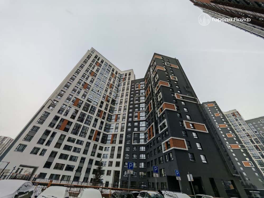 В России предложили бесплатно предоставлять жильё многодетным семьям по советскому образцу