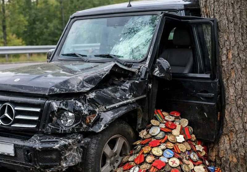 Депутат Климов опубликовал картинку разбитого «Гелика» на фоне слухов о ДТП Адама Кадырова