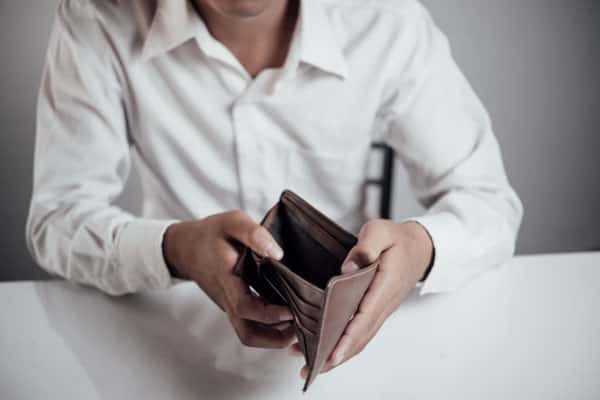 Банкротство на пике: в 2025 году признали несостоятельными 568 тысяч россиян