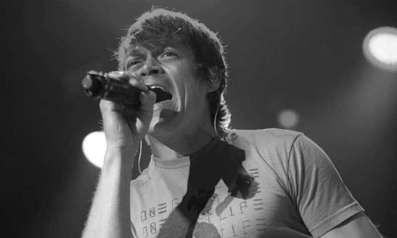 Умер голос 3 Doors Down: не стало Брэда Арнольда
