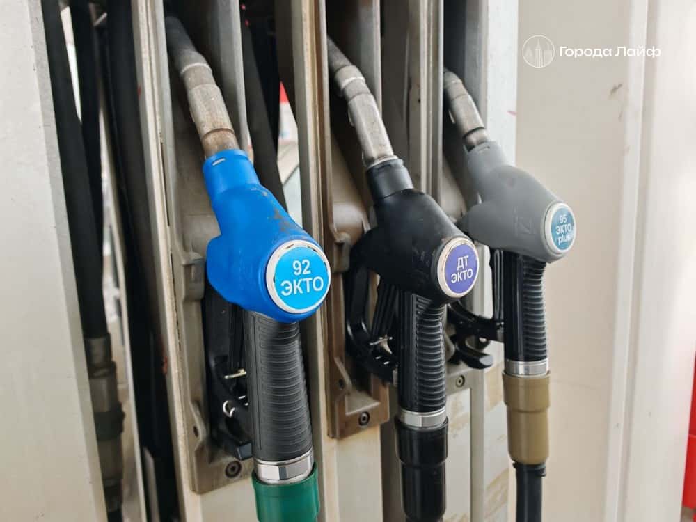 Россия рассматривает запрет экспорта бензина из-за роста оптовых цен