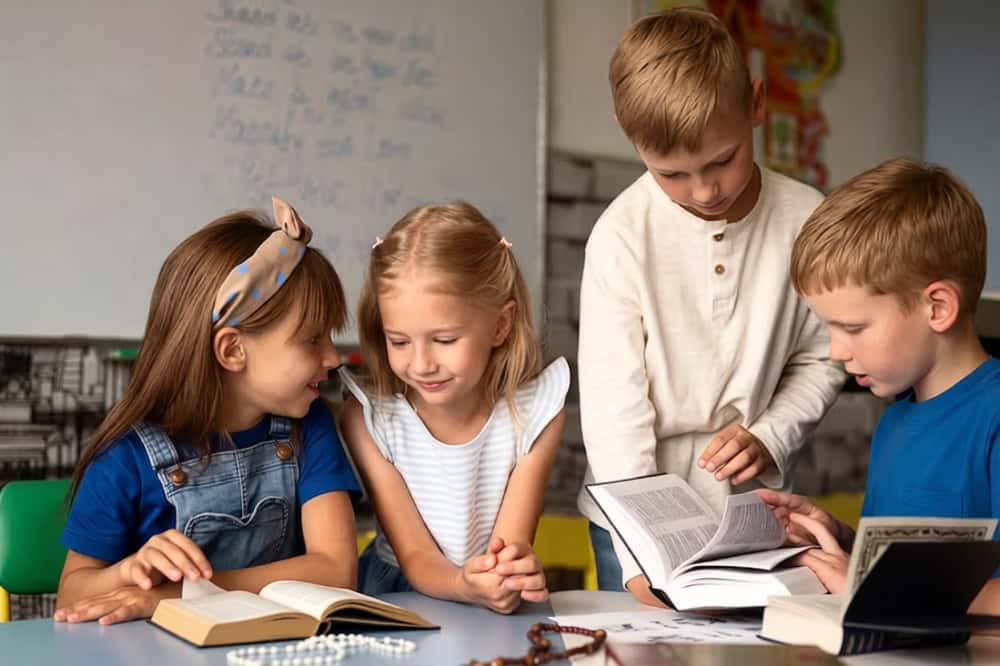 Учебный год могут продлить до середины июня: в Общественной палате предложили добавить две недели, но не для оценок — а для новых форм занятий