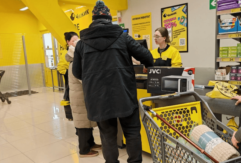 Эксперт Богачева объяснила, какие фразы в очереди раздражают людей и чем их заменить