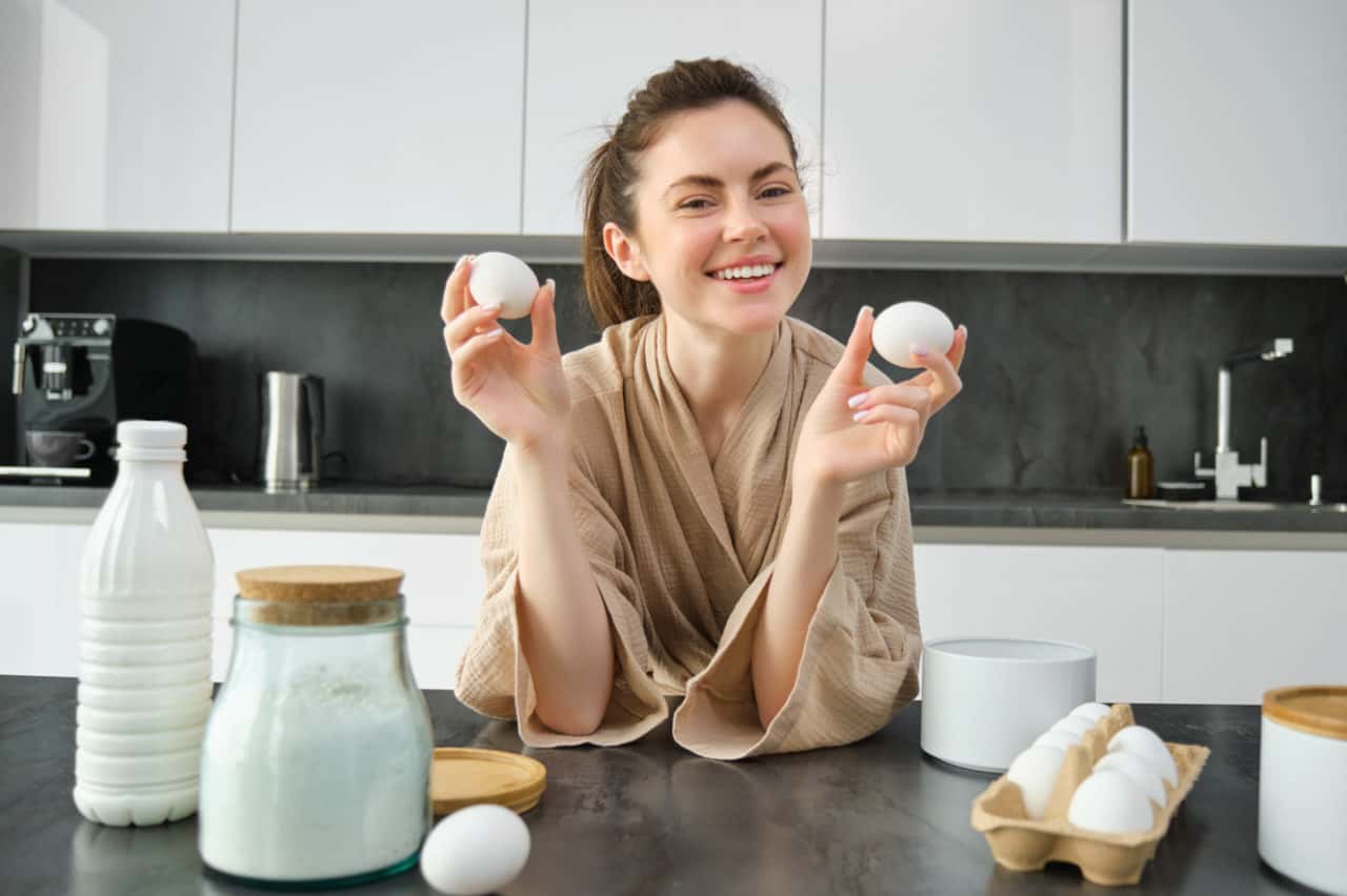 Вы теряете половину яйца при чистке — вот ошибка, которую делают почти все