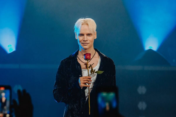 Продюсер Бабичев заявил, что SHAMAN получает до 8 млн рублей за концерт | Стало известно, сколько Гагарина, SHAMAN и Анна Асти получают за концерт