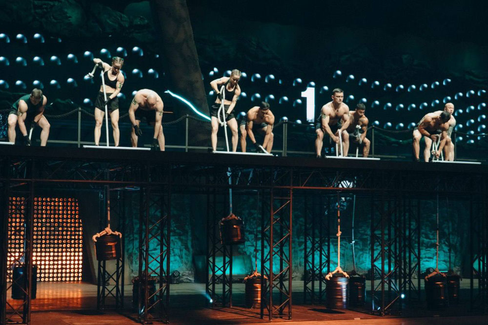 12 участников вылетели сразу: как стартовала «Битва сезонов» на ТНТ | На ТНТ вышел первый выпуск шоу «Титаны. Битва сезонов»