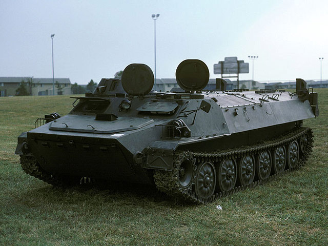 В Чите пьяные солдаты прокатились по городу на БТР