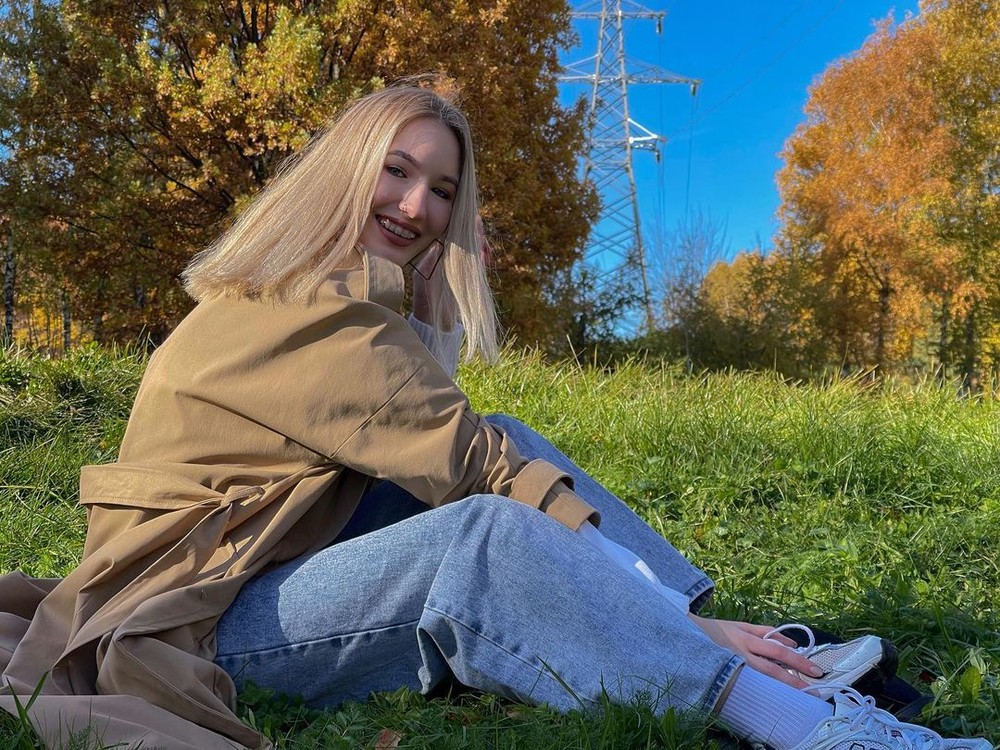 Школа «Останкино» подтвердила отчисление двух студенток после лайков в инстаграме. Еще четверо продолжат учебу