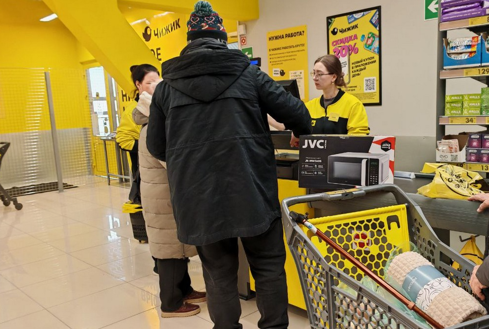 Эксперт Богачева объяснила, какие фразы в очереди раздражают людей и чем их заменить