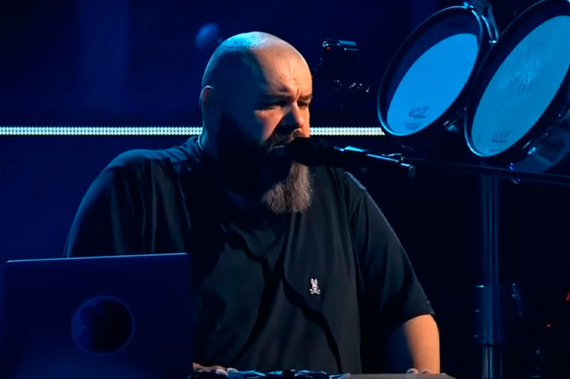 Фадеев захотел через суд запретить Глюкозе исполнять написанные им песни | Глюкозе запретят исполнять её песни через суд