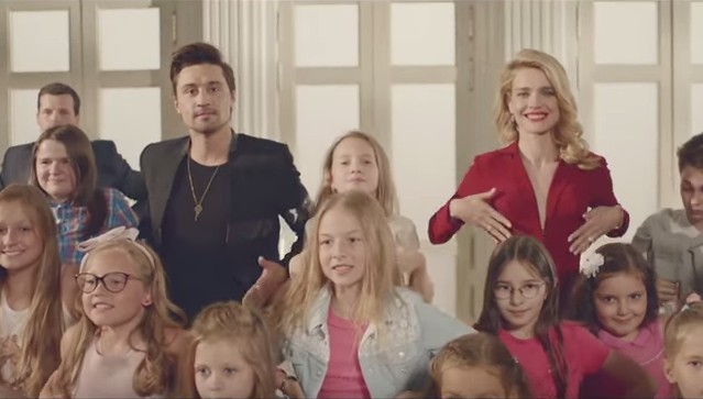 «Не молчи»: Билан и Водянова представили первый в России клип о людях с особенностями развития