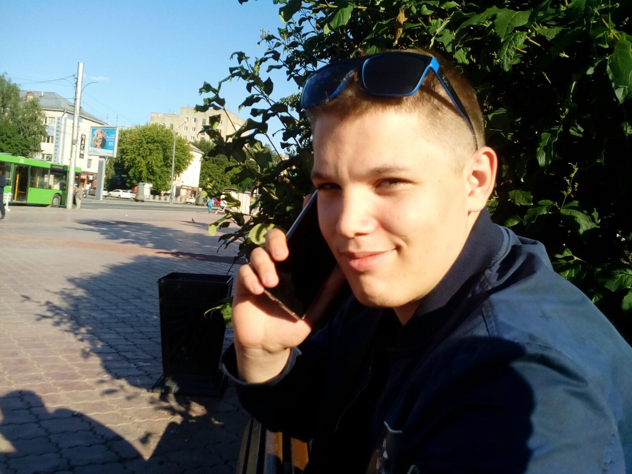 Киберпанк по-тюменски: студент вживил себе чип для оплаты проезда в автобусе