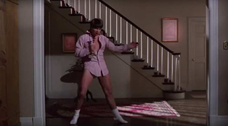 Ролик с танцующими под Uptown Funk киногероями стал интернет-хитом