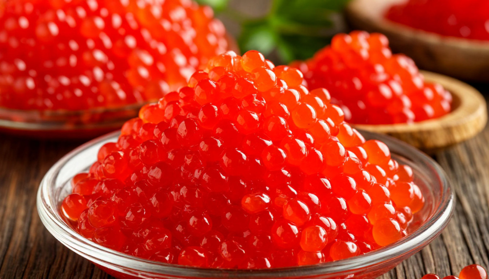 Красная икра неожиданно подешевела: цены упали до 15%, но эксперты предупреждают — это может быть временным явлением | Икра стала дешевле в 2026